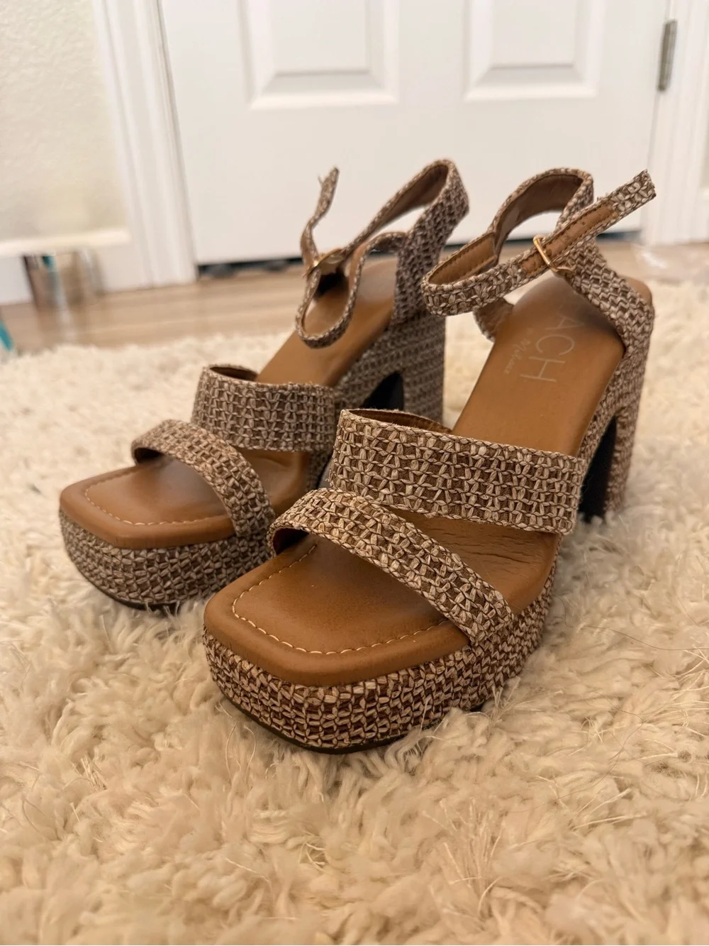 Coconuts by Matisse Alessia Ankle Strap Platform Sandal